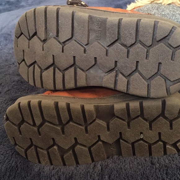 Snow boots - Picture 2 of 3